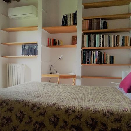 Bed and Breakfast Un Giardino Nel Tufo Pitigliano Exterior foto