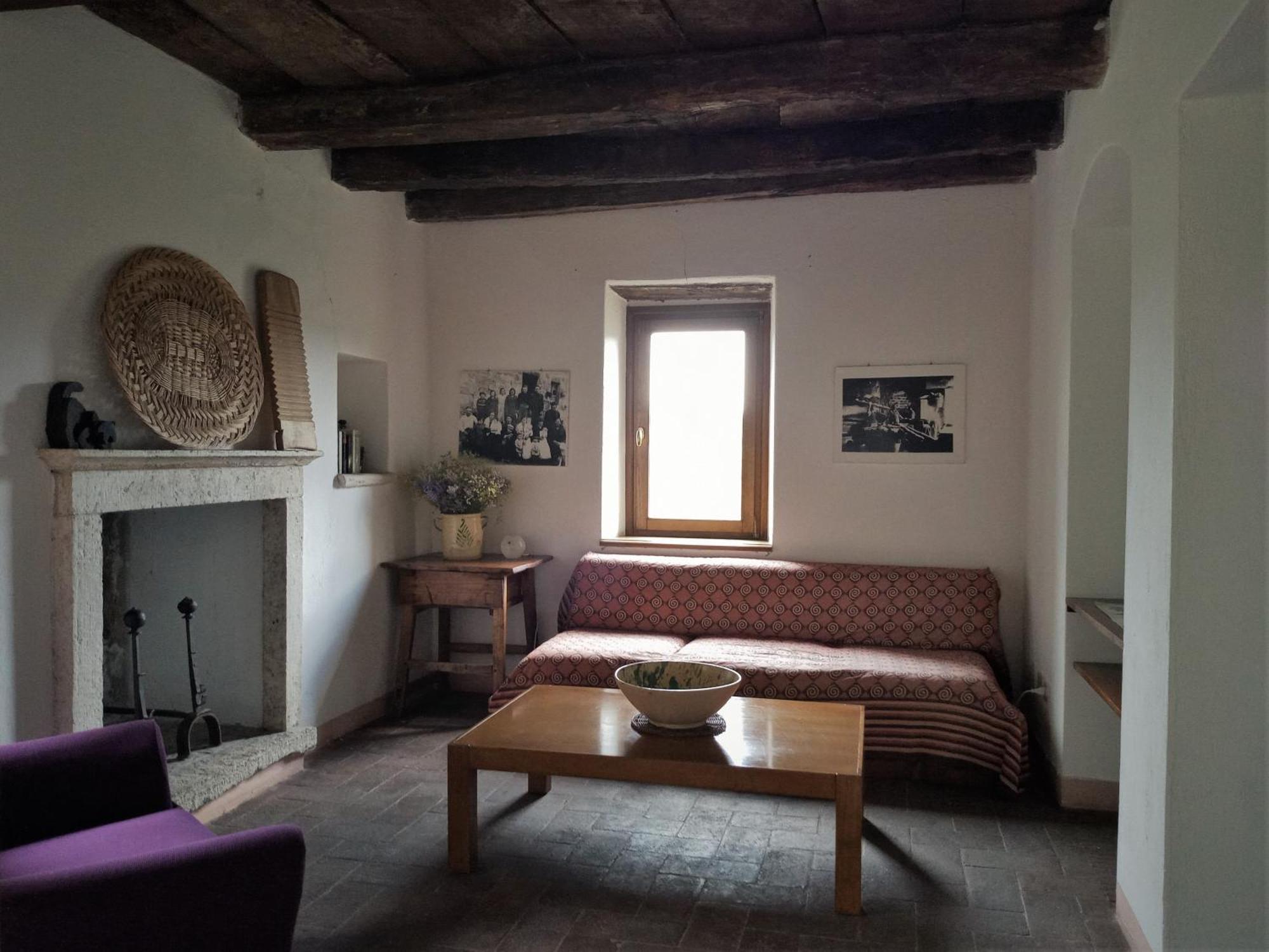 Bed and Breakfast Un Giardino Nel Tufo Pitigliano Exterior foto