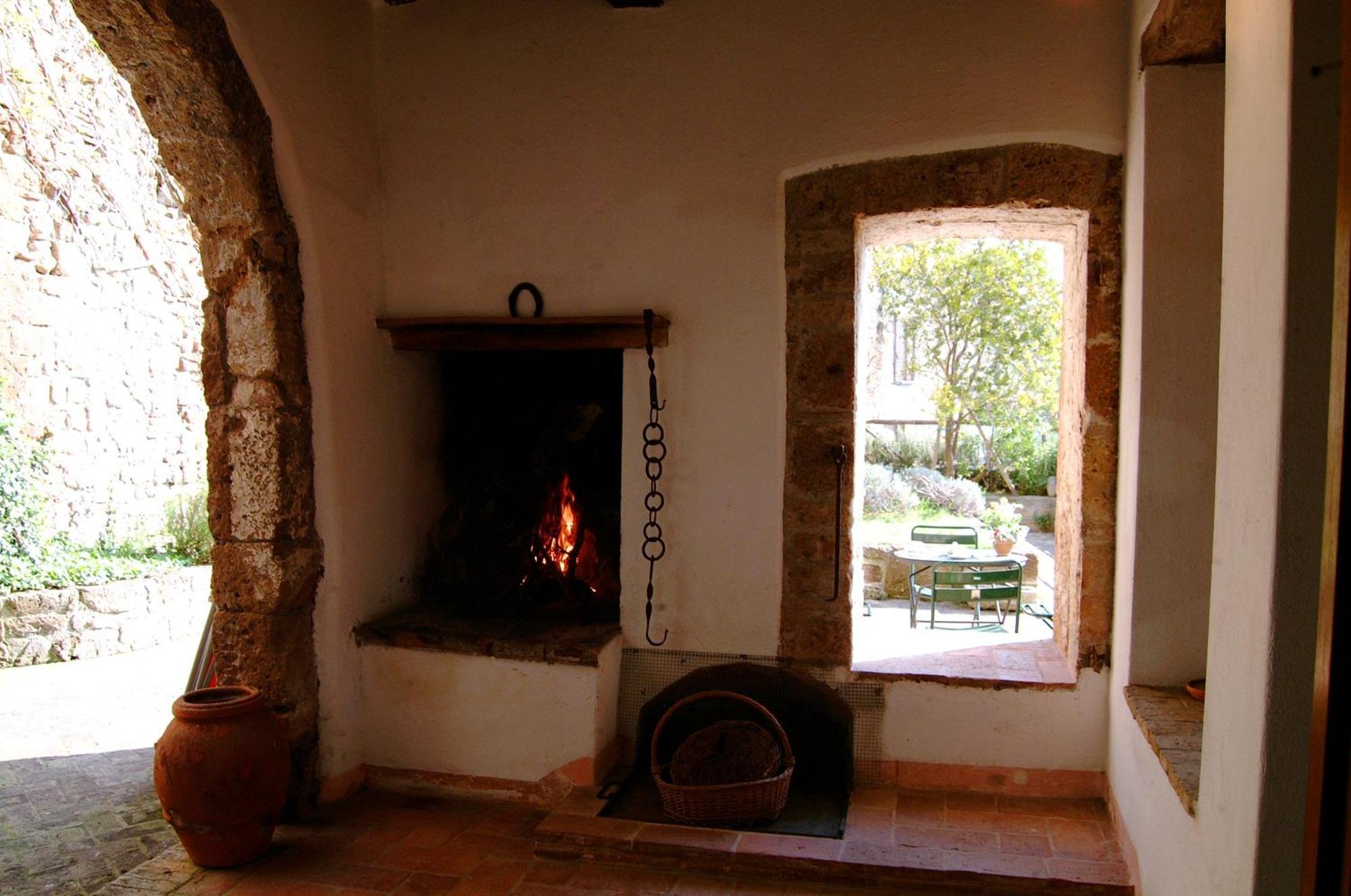 Bed and Breakfast Un Giardino Nel Tufo Pitigliano Exterior foto